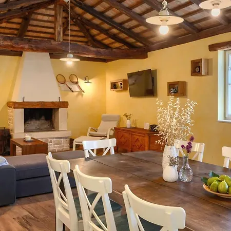 Vila Family Elizabeta With Pool In Umag Cepljani