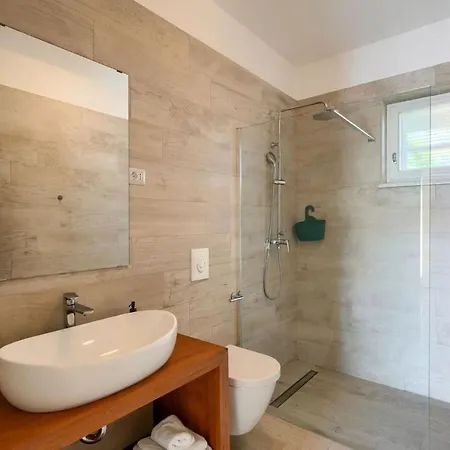 Family Elizabeta With Pool In Umag Villa