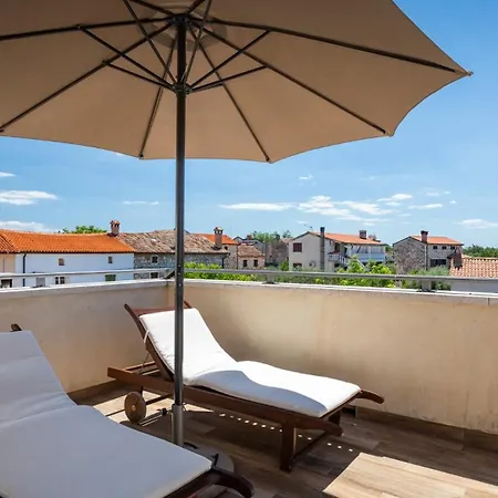 Family Elizabeta With Pool In Umag Vila *